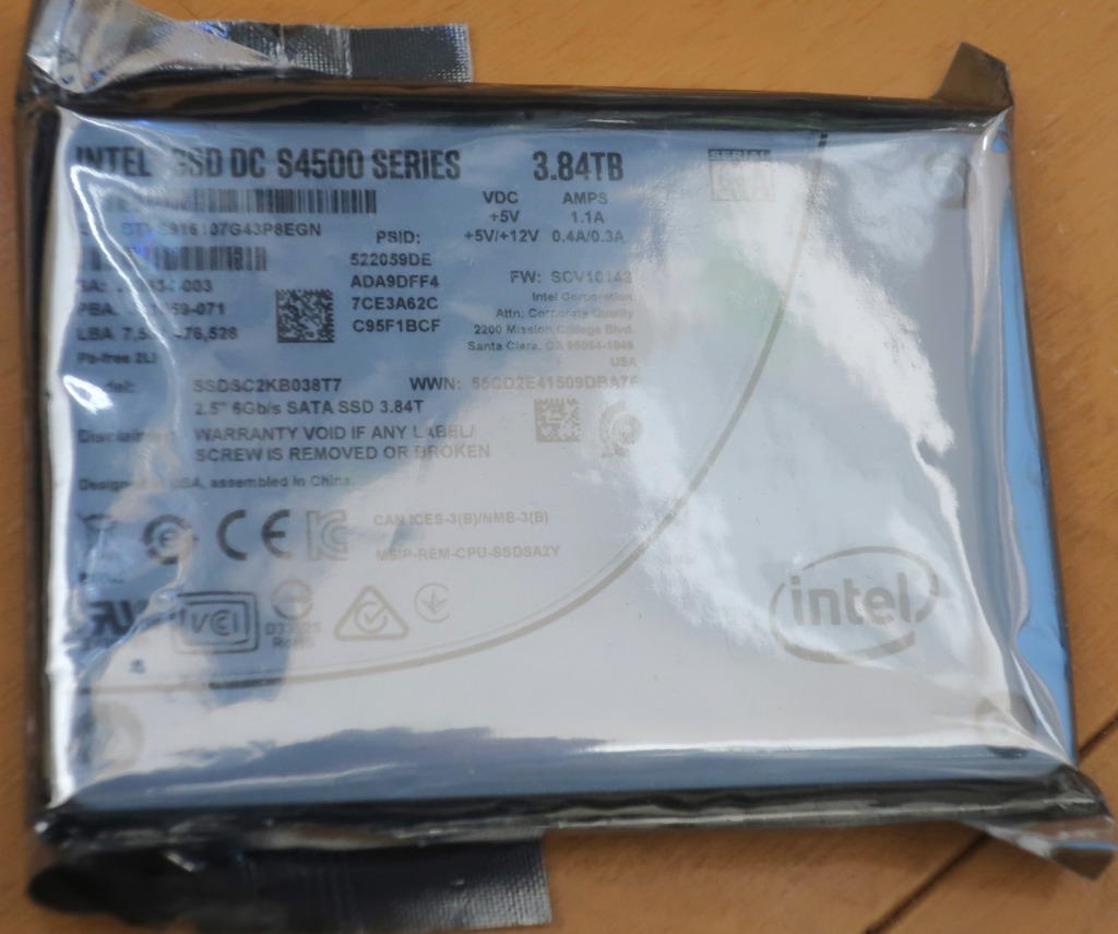 Intel SSD S4500